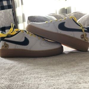 Brand new Smiley Nike AF1 size 5.5 Boys, 6.5 women.